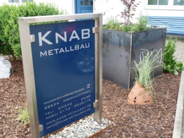 Eingangsschild KNAB Metallbau